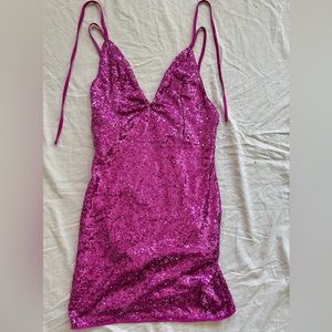 💕LULUS💕 pink sparkly mini dress size medium